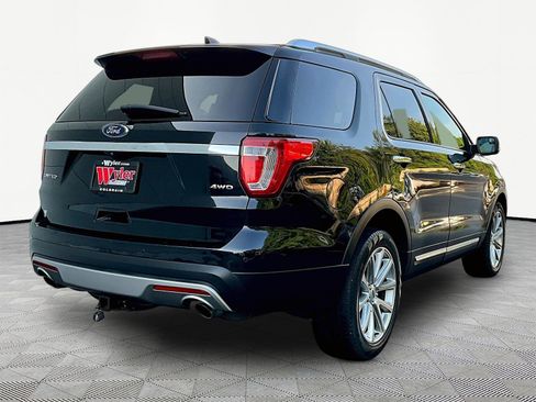 Used 2017 Ford Explorer Limited AWD/4WD image 6