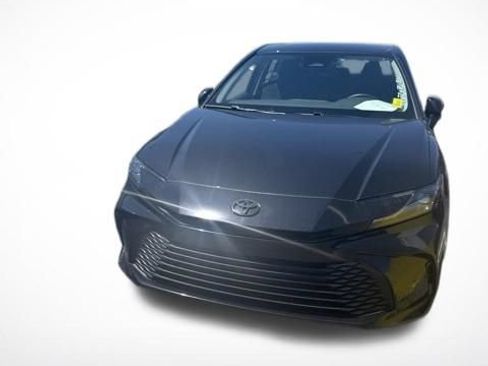 Used 2026 Toyota Camry LE FWD image 3