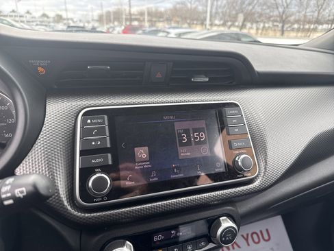 Used 2018 Nissan Kicks SV image 20