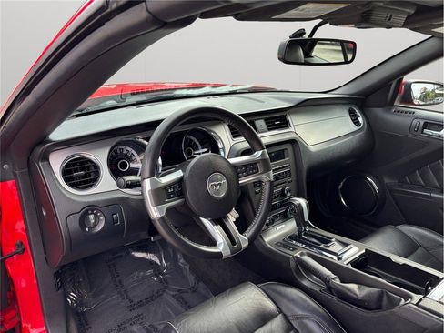 Used 2013 Ford Mustang GT Premium w/ Security Pkg image 6