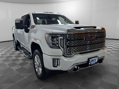 Used 2022 GMC Sierra 3500 Denali AWD/4WD image 7