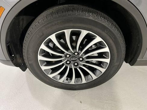 Certified 2023 Lincoln Aviator Reserve w/ Elements Package Plus AWD/4WD image 8