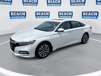 Used 2018 Honda Accord Touring video 1