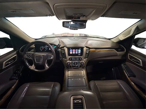Used 2017 GMC Yukon Denali w/ Open Road Package AWD/4WD image 30
