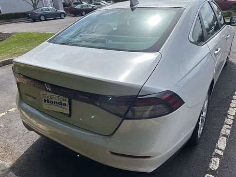 Certified 2023 Honda Accord LX image 9