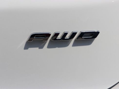 Used 2024 Ford Edge SEL AWD/4WD image 57