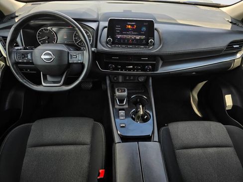 Used 2025 Nissan Rogue SV FWD image 13