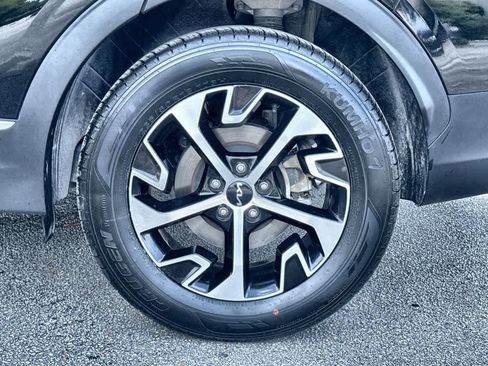 Certified 2023 Kia Sportage EX AWD/4WD image 11