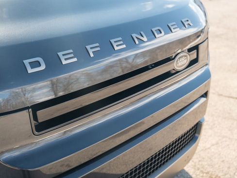 New 2026 Land Rover Defender 110 S image 15