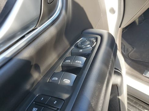 Used 2021 Chevrolet Tahoe LT RWD image 16