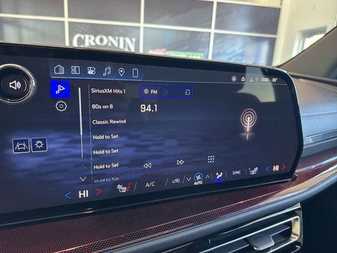 New 2026 Chevrolet Traverse Z71 w/ Driver Confidence Package image 33