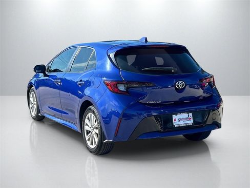 Used 2023 Toyota Corolla SE image 7