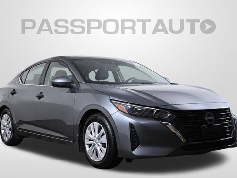 Certified 2024 Nissan Sentra S FWD image 4