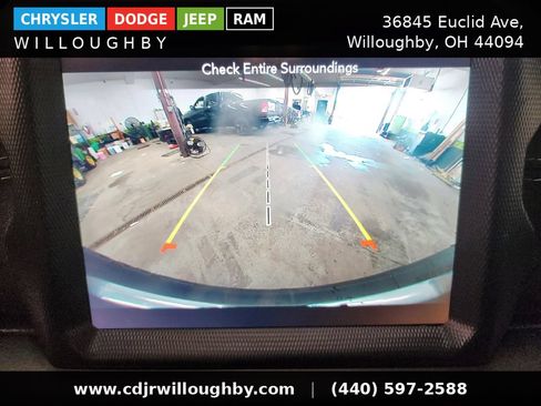 Used 2020 Jeep Wrangler Unlimited Sahara w/ Uconnect 4C Nav & Sound Group AWD/4WD image 21
