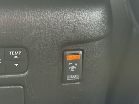 Used 2022 Nissan Armada Platinum w/ Captain's Chairs Package image 26