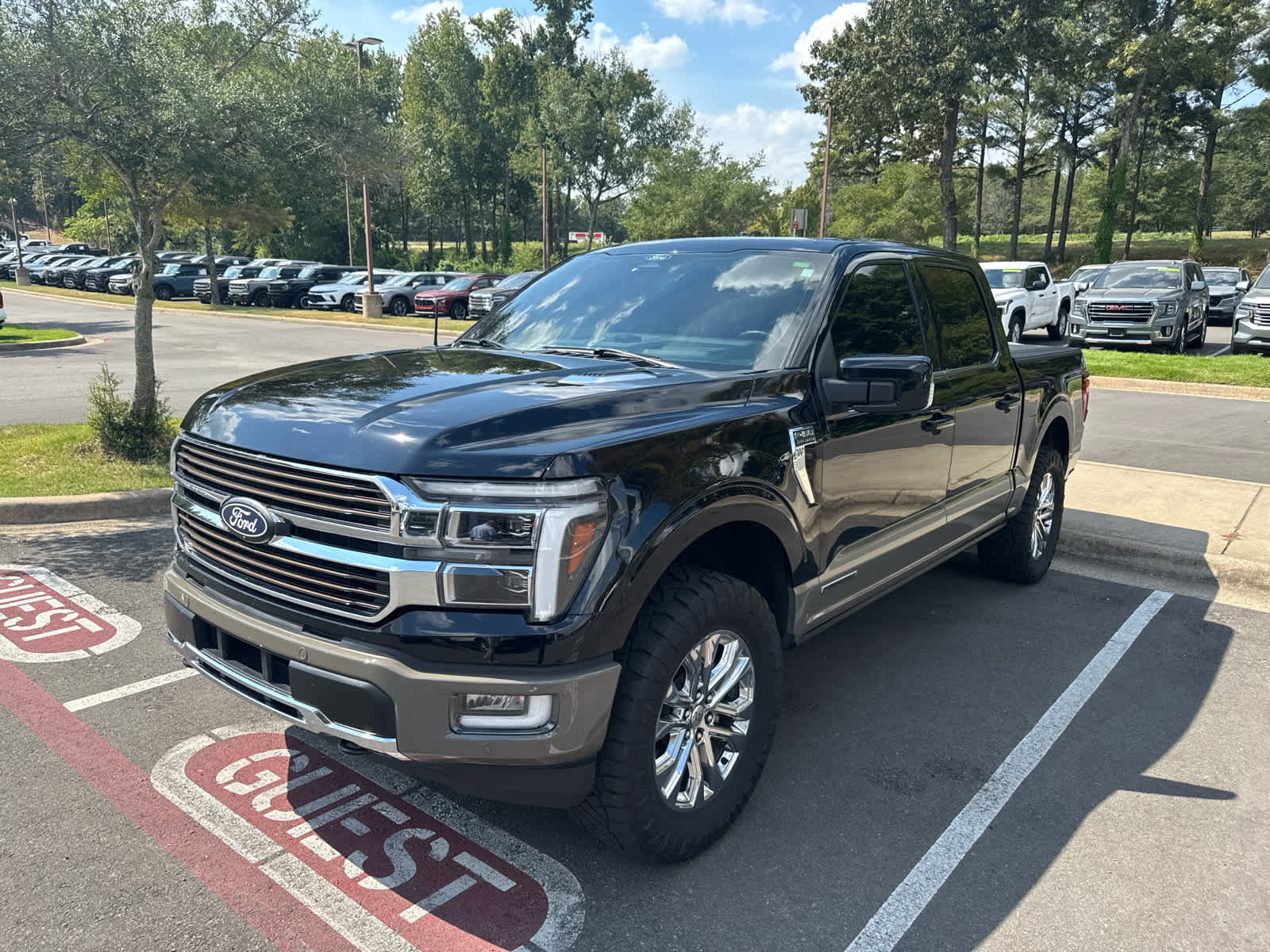 Used 2025 Ford F150 King Ranch w/ FX4 Off-Road Package AWD/4WD image 2
