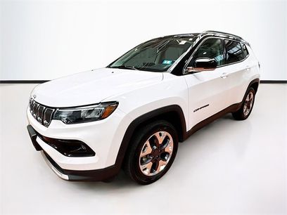 Used 2022 Jeep Compass Limited w/ Sun and Sound Group