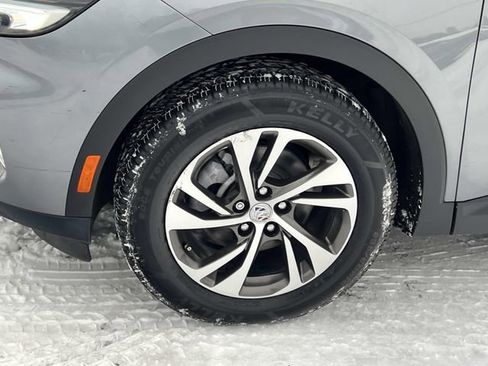 Used 2022 Buick Envision Essence w/ Technology Package I image 9