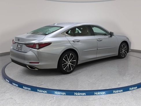 Used 2022 Lexus ES 350 w/ Premium Package FWD image 6