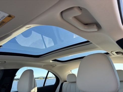 New 2026 Mercedes-Benz E 350 4MATIC Sedan image 29