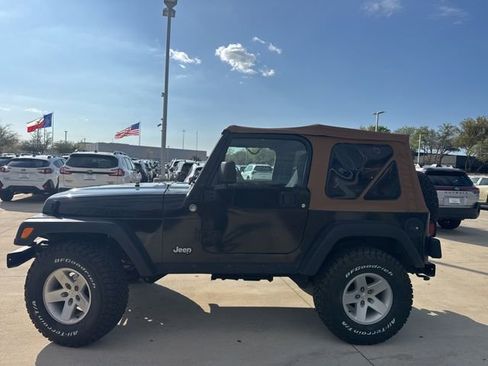 Used 2005 Jeep Wrangler Rubicon image 5