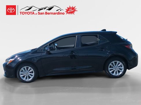Certified 2026 Toyota Corolla SE FWD image 2