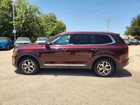 Used 2020 Kia Telluride EX AWD/4WD image 4