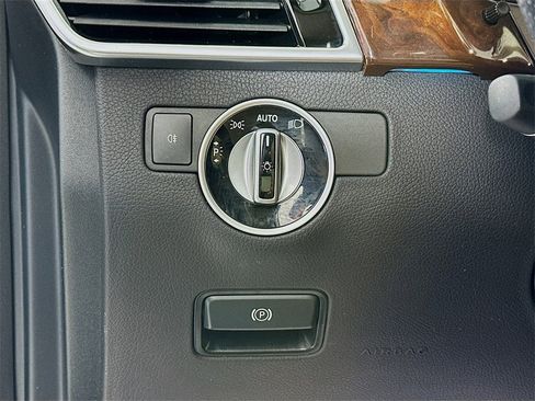 Certified 2019 Mercedes-Benz GLS 550 4MATIC image 10