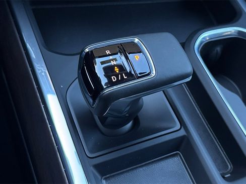 Certified 2025 GMC Sierra 1500 SLT w/ SLT Premium Plus Package image 25