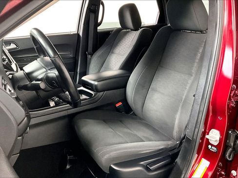 Used 2021 Dodge Durango SXT image 24