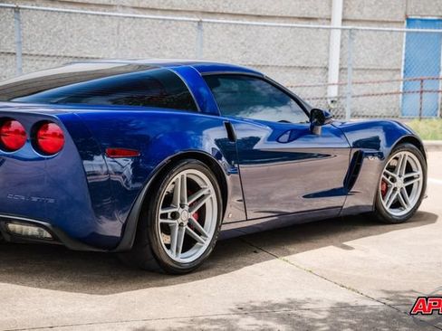 Used 2006 Chevrolet Corvette Z06 w/ Preferred Equipment Group RWD image 44