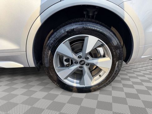 Used 2023 Audi Q5 2.0T Premium Plus w/ Premium Plus Package image 8