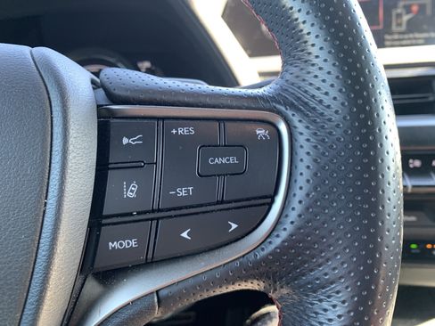 Used 2020 Lexus UX 250h F Sport image 20