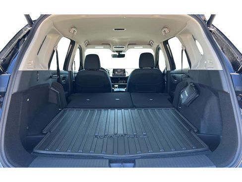 New 2026 Nissan Rogue Rock Creek image 10