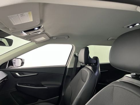 Used 2024 Kia EV6 Light image 25