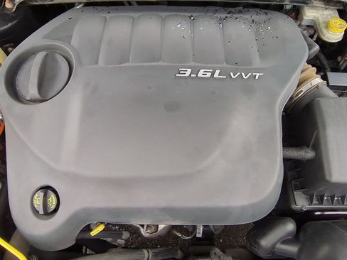 Used 2013 Chrysler 200 Limited image 14