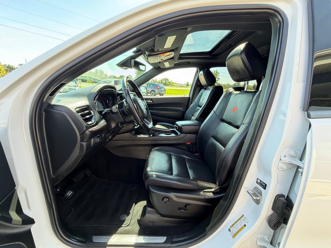 Used 2023 Dodge Durango R/T w/ Blacktop Package AWD/4WD image 10