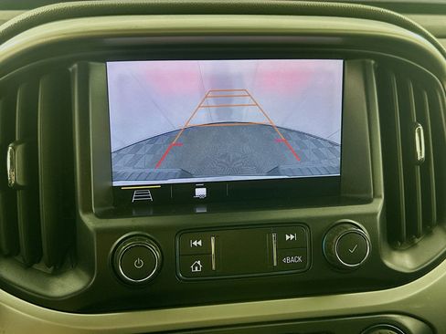 Used 2019 Chevrolet Colorado LT w/ LPO, Premium Interior Package AWD/4WD image 21