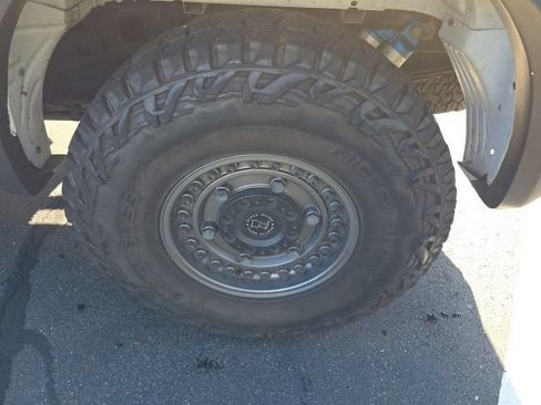 Used 2017 Ford F150 Raptor w/ Equipment Group 801A Mid AWD/4WD image 11