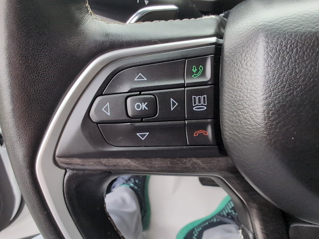 Used 2021 Jeep Grand Cherokee L Limited AWD/4WD image 19