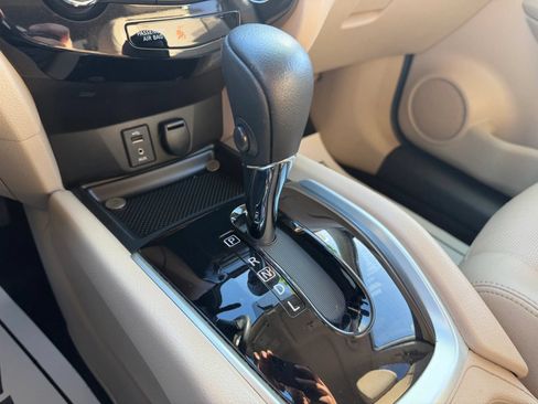 Used 2016 Nissan Rogue SL w/ SL Premium Package AWD/4WD image 15
