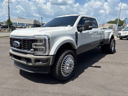Used 2026 Ford F450 King Ranch w/ FX4 Off-Road Package AWD/4WD image 3