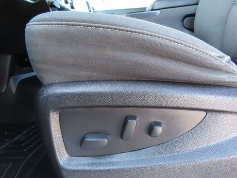 Certified 2017 Chevrolet Silverado 1500 LT w/ All Star Edition image 8