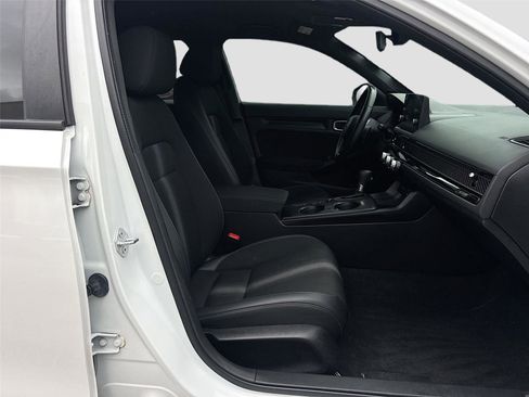 Used 2023 Honda Civic Sport image 29