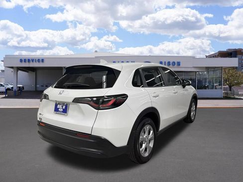 Used 2025 Honda HR-V LX image 3