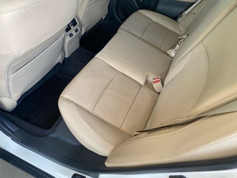 Used 2016 Subaru Outback 2.5i Limited AWD/4WD image 9