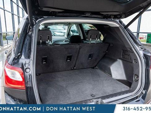 Used 2020 Chevrolet Equinox LT w/ Driver Convenience Package image 28