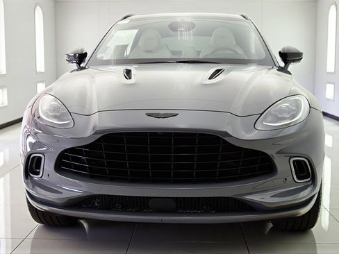 Used 2022 Aston Martin DBX DBX image 25
