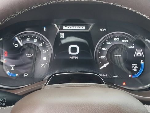 Used 2026 RAM 1500 Laramie w/ Advanced Safety Group II AWD/4WD image 17