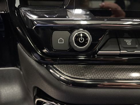 New 2026 Chevrolet Silverado 2500 ZR2 image 26